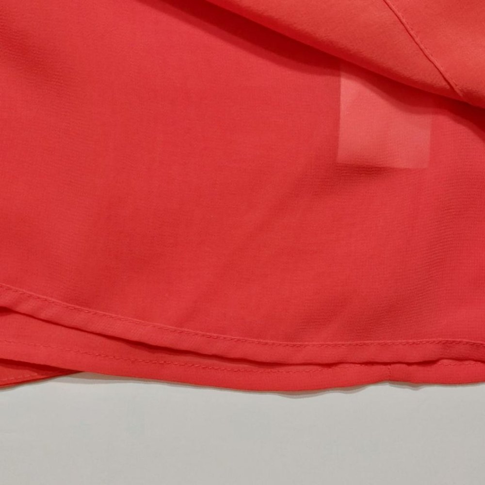 BCBGMAXAZRIA 100% Silk Coral Mini Skirt - Size 2 - Picture 4 of 7